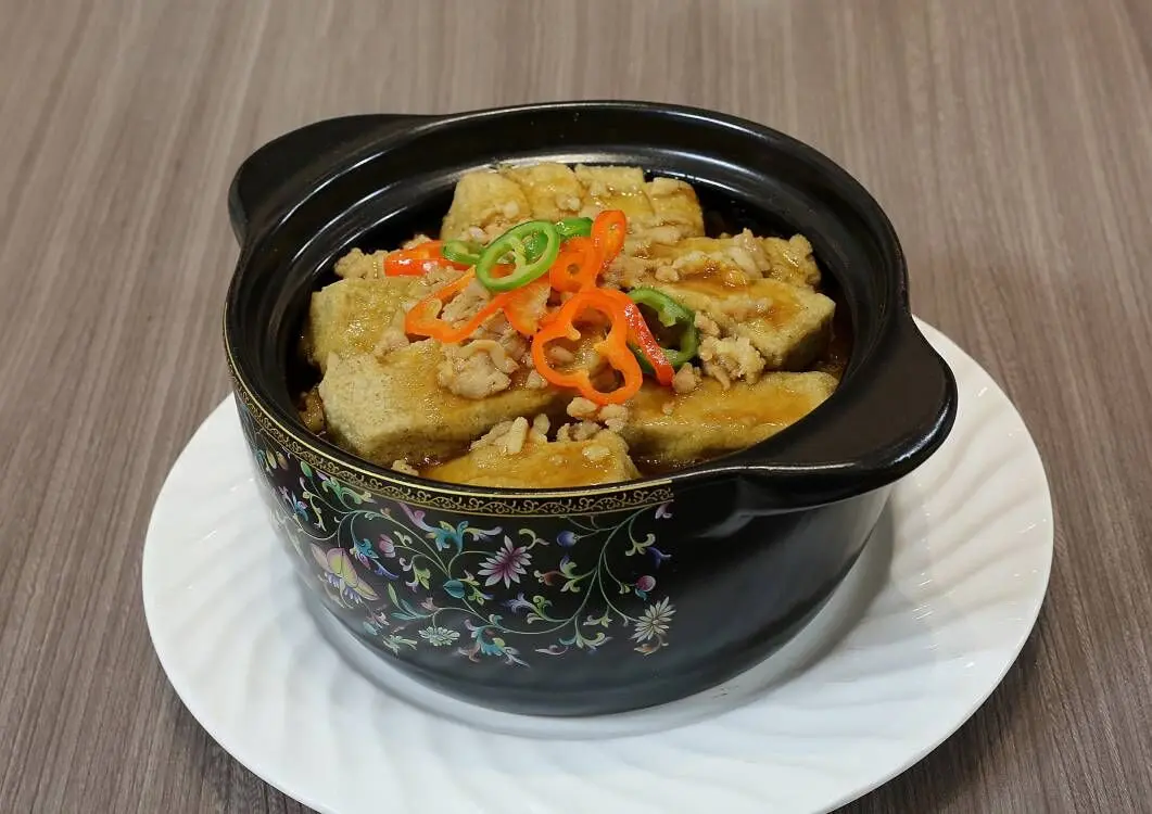 鮑汁海皇焗豆腐