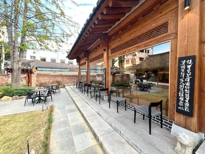 百年韓屋星巴克