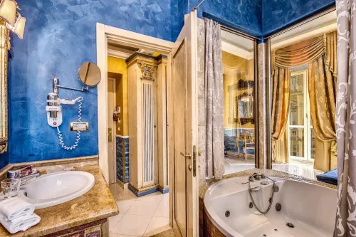 ROMANICO PALACE LUXURY HOTEL & SPA Camere Photos