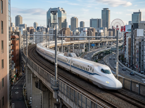 Shinkansen in Osaka