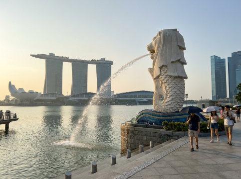 Marina Bay Merlion.