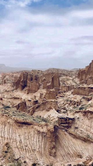 8D7N • Urumqi + Southern Xinjiang + Korla + Kashgar City + Aksu Prefecture + Kuqa + Panlong Ancient Road + Xiang Fei Park