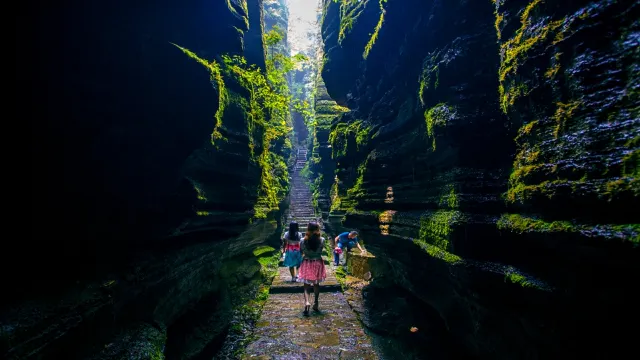 Enshi Suobuya Stone Forest Scenic Area