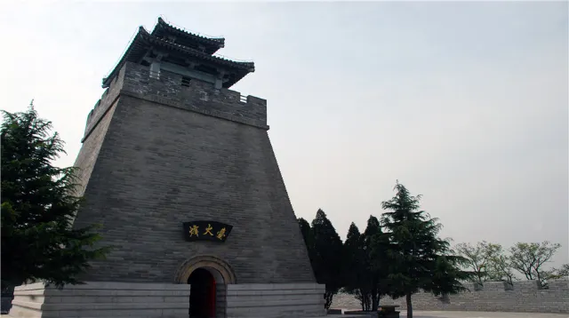 Huaqing Palace