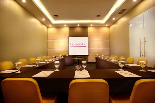 Favehotel Solo Baru Business Facilities Photos