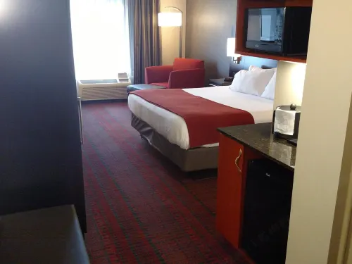 Holiday Inn Express & Suites Auburn Chambres Photos