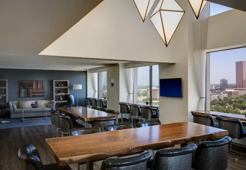 JW Marriott Houston by the Galleria Business Photos