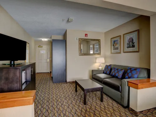 Holiday Inn & Suites Milwaukee Airport Chambres Photos