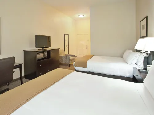 Holiday Inn Express & Suites Rancho Mirage - Palm Spgs Area Rooms Photos