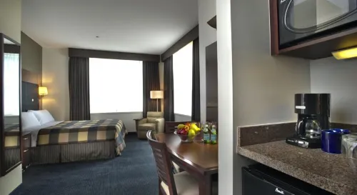 Club Quarters Hotel in San Francisco Photos