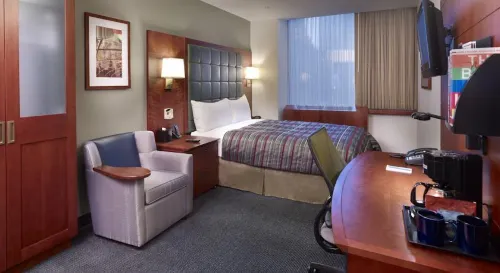 Club Quarters Hotel in San Francisco Photos
