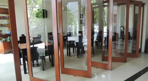 N Hotel Harmoni Jakarta Pusat Makanan Photos