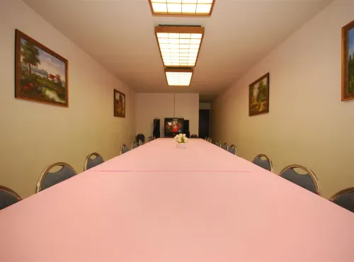 Best Western Plus South Bay Hotel Business Facilities Photos