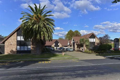 Arista of Rotorua Featured Photos