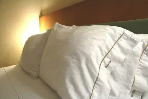 Holiday Inn Express West Los Angeles-Santa Monica Rooms Photos