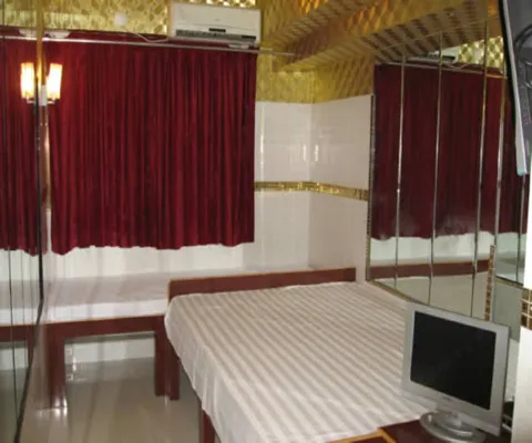 Yi Jia Hotel Rooms Photos