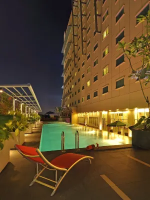 HARRIS Hotel & Conventions Kelapa Gading - Jakarta Unggulan Photos