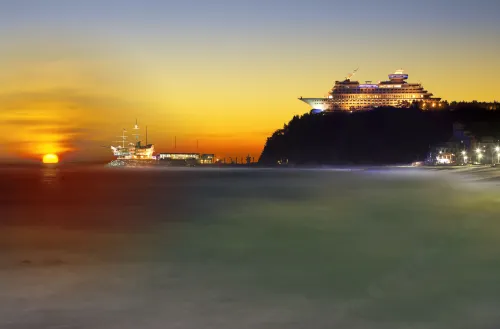 Sun Cruise Resort and Yacht Extérieur Photos