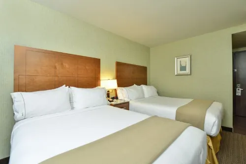 Holiday Inn Express Manhattan Midtown West New York Huoneet Photos